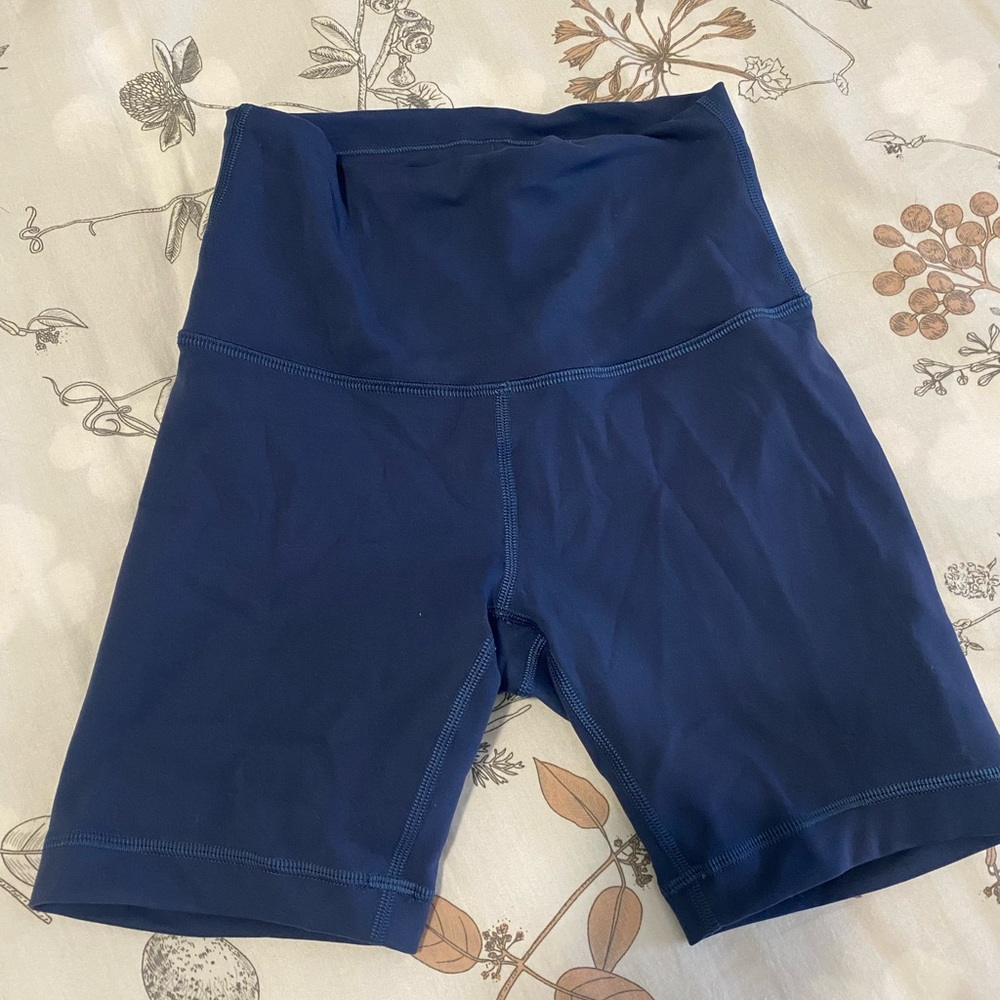 Wunder Train High-Rise Short 6”